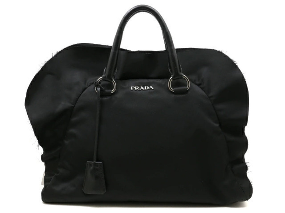 Prada handbag calfskin black